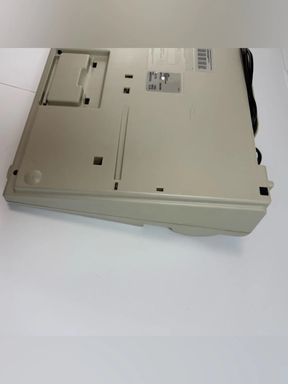 Beige Portable Typewriter - The Office 2000 model NA5HH tested & working